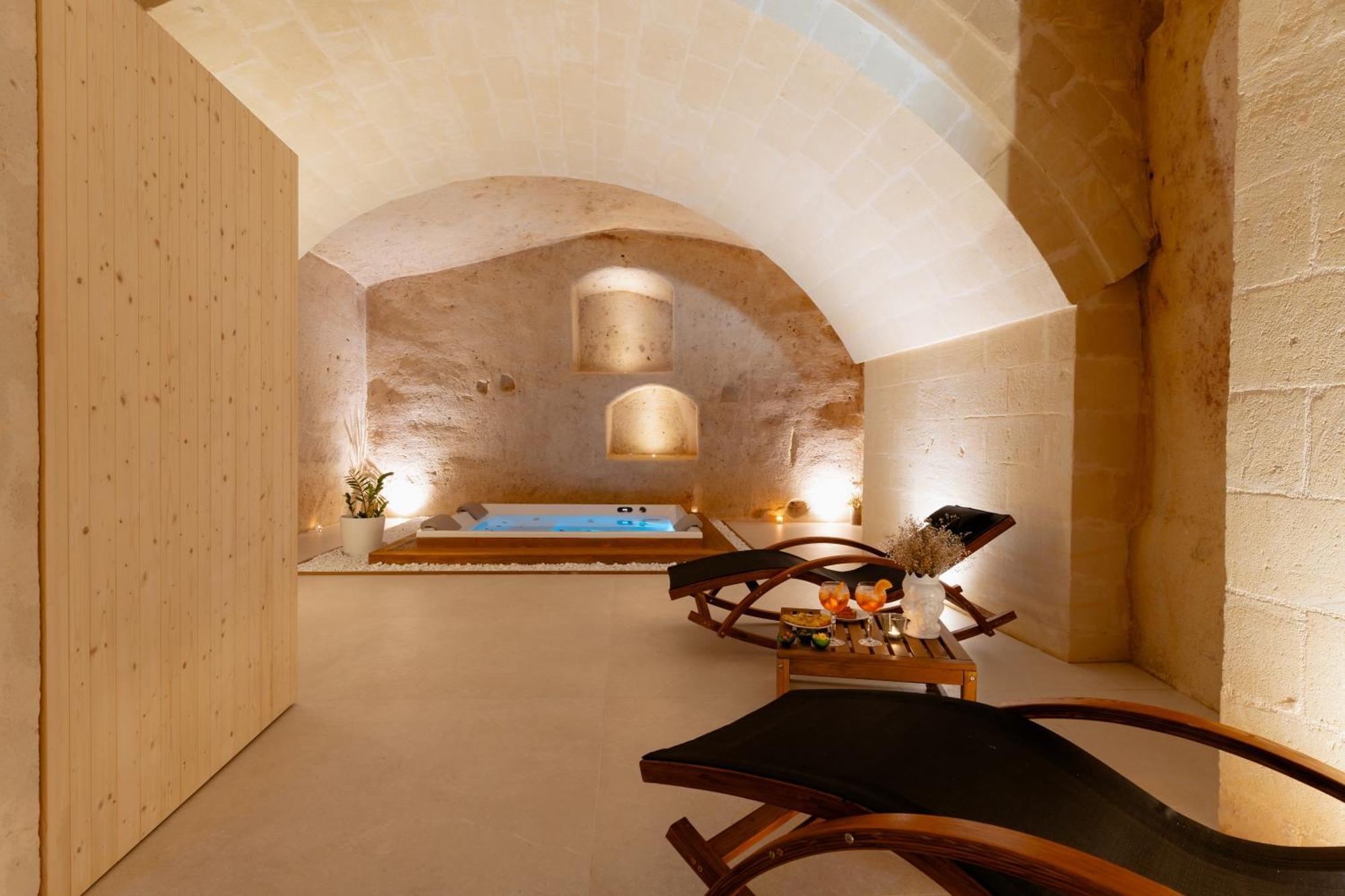 Endea Suite Rooms & Lounge Spa Matera Exterior photo