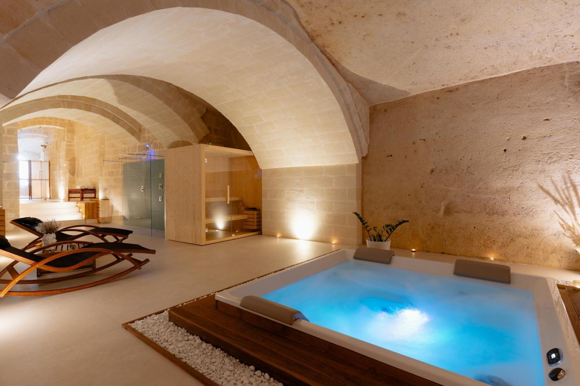Endea Suite Rooms & Lounge Spa Matera Exterior photo