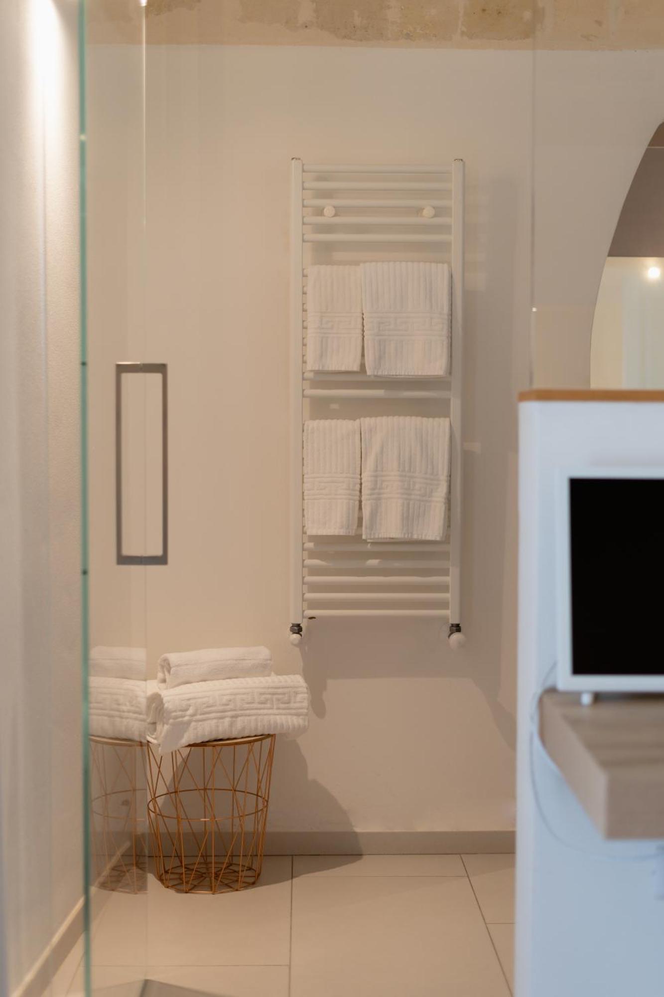 Endea Suite Rooms & Lounge Spa Matera Exterior photo