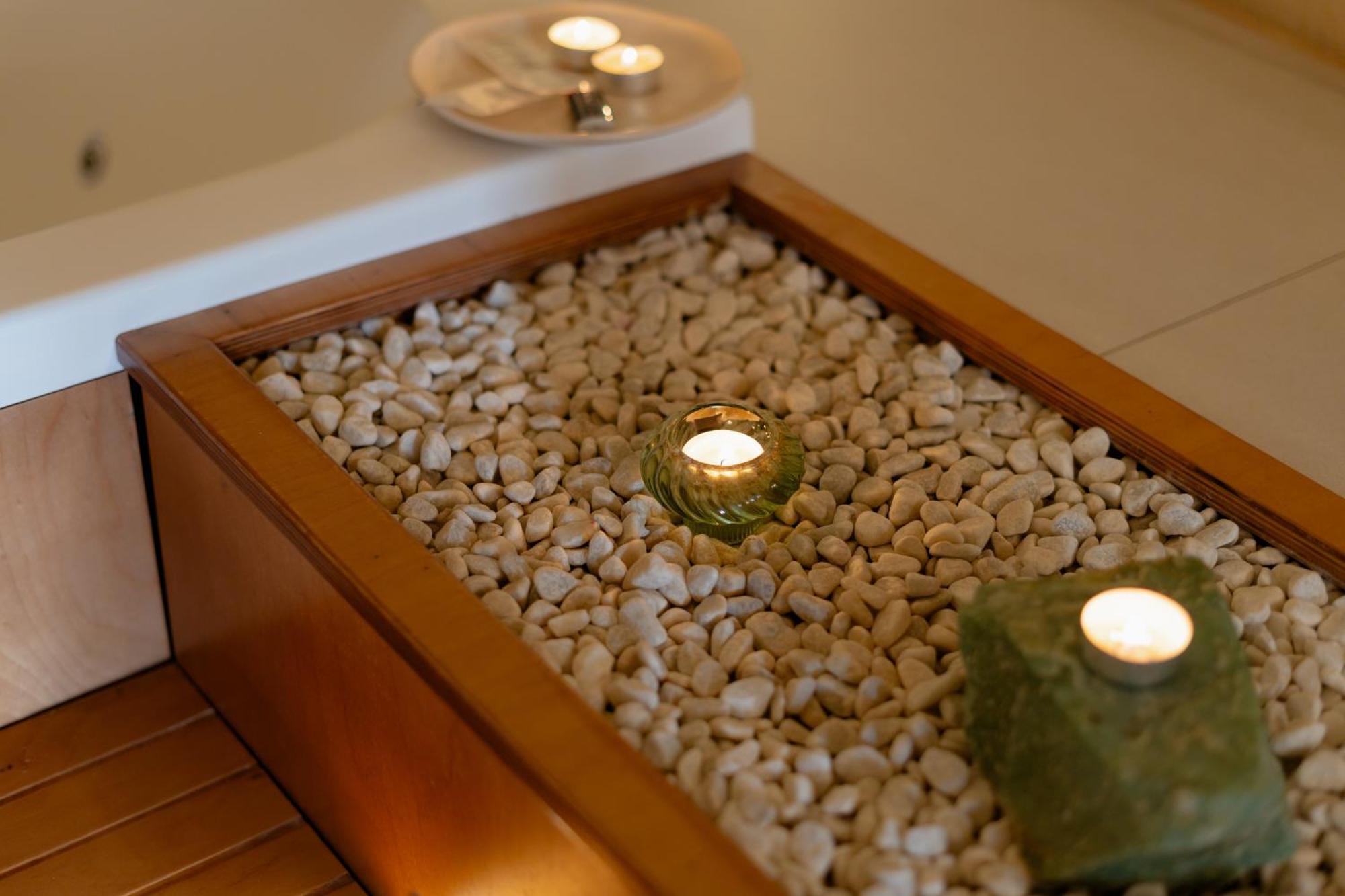 Endea Suite Rooms & Lounge Spa Matera Exterior photo